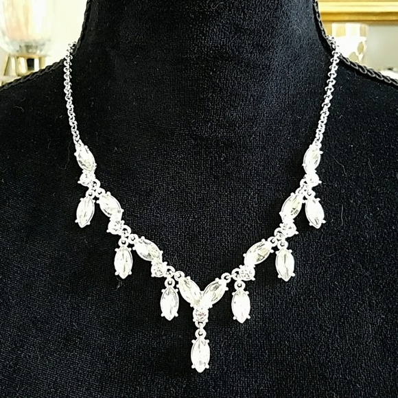 Jewelry - Costume necklace with rhinestones